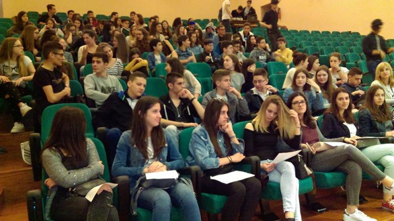 Гимназијалци стигли на Сардинију. Дружење започело свечаним пријемом у Каљарију…