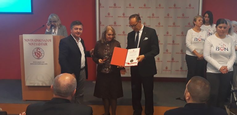 Гимназија награђена златном медаљом за висок квалитет образовања који пружа