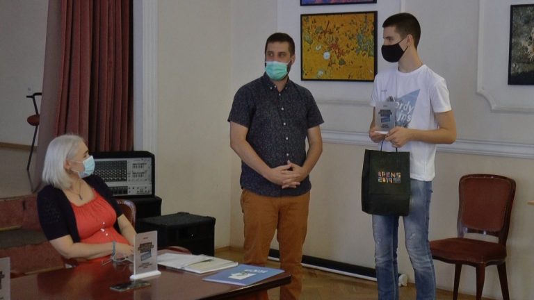 Огњен Гавранић добитник награде на конкурсу ОПЕНС-а