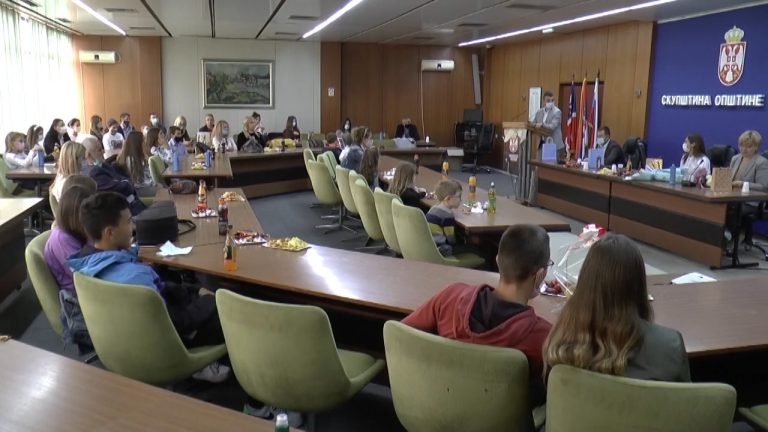 Дечја недеља почела пријемом најмлађих у згради општинске управе