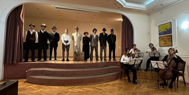 У Свечаној сали Гимназије одиграна представа „Јожеф Пехан, живот и време”